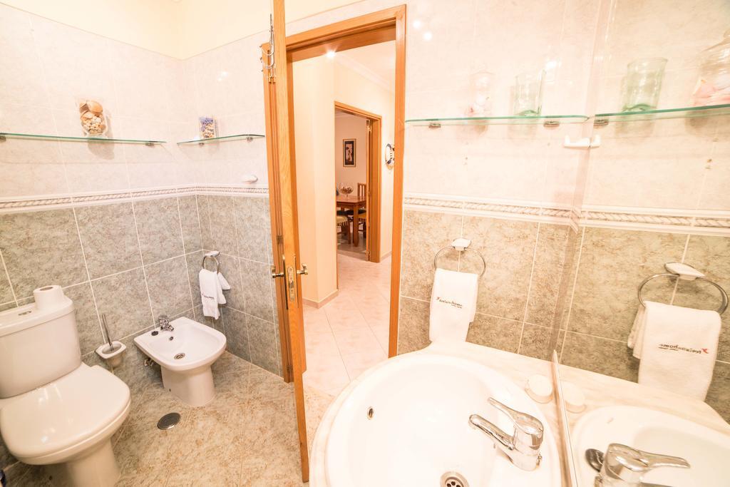 Flh Armacao De Pera Flat With Pool Daire Dış mekan fotoğraf